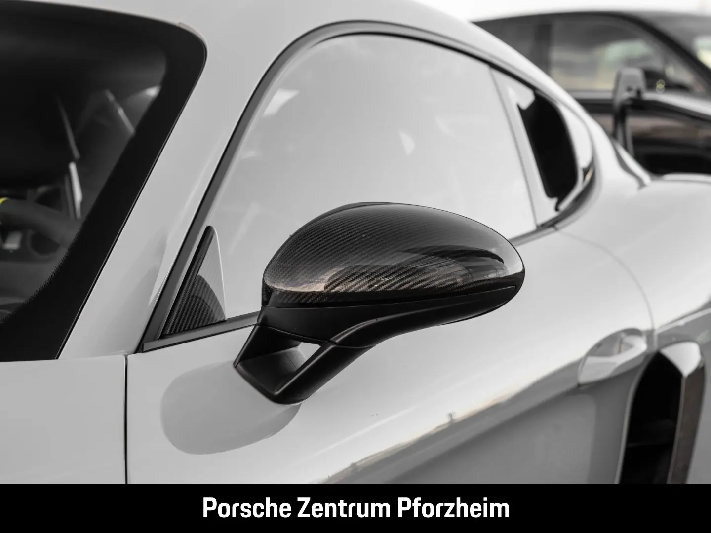 Cayman 718 GT4 RS BOSE Sportgas Überrollkäfig