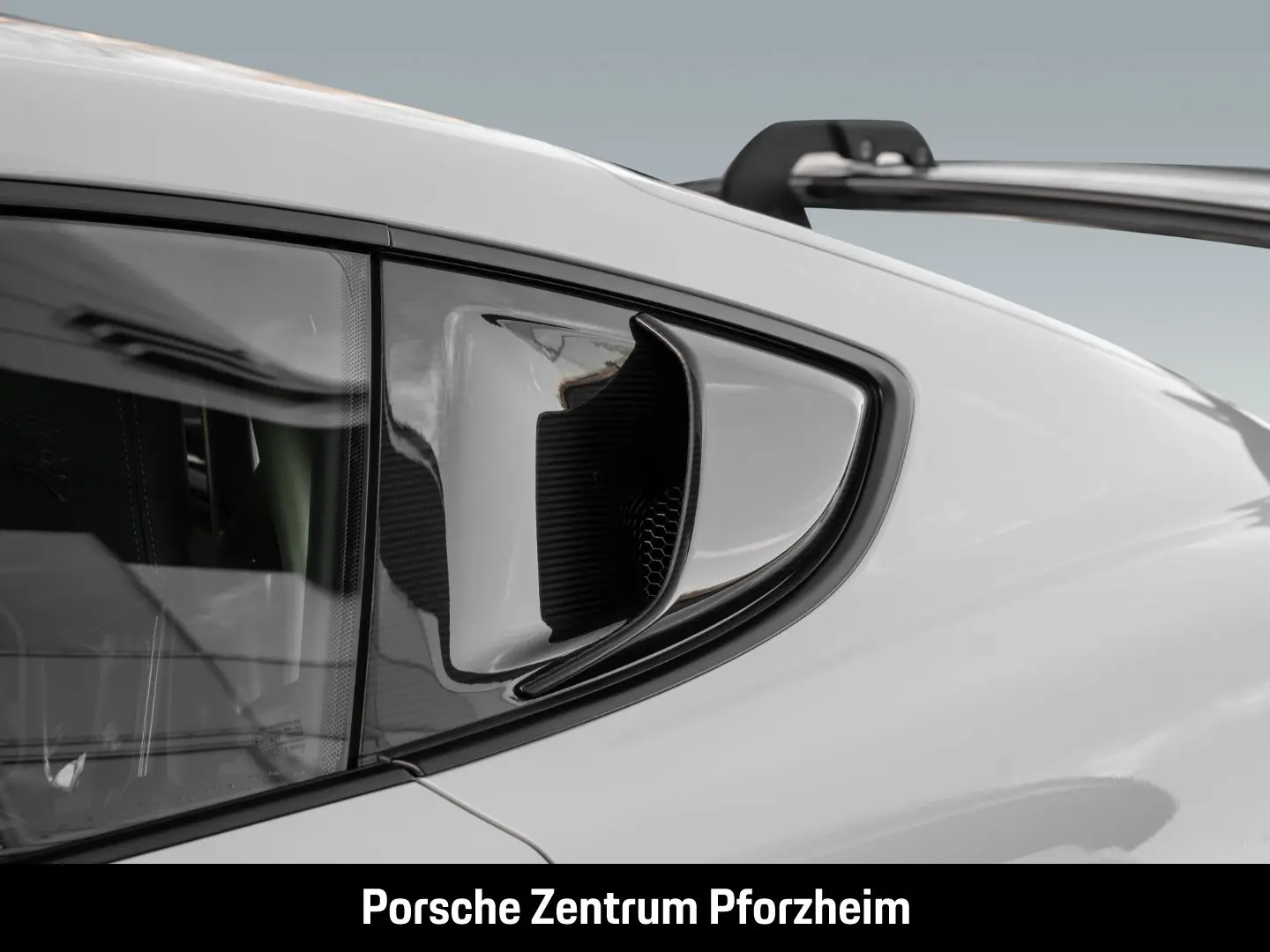 Cayman 718 GT4 RS BOSE Sportgas Überrollkäfig