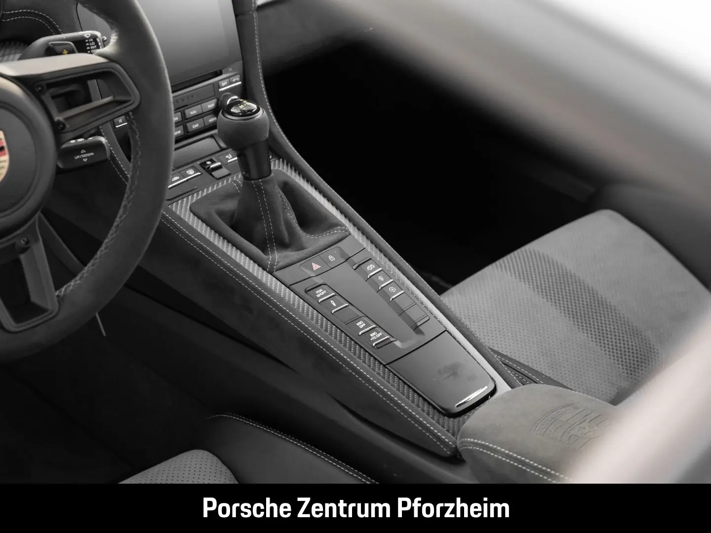 Cayman 718 GT4 RS BOSE Sportgas Überrollkäfig