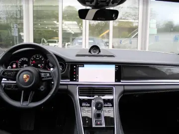 Panamera GTS HUD Panorama Softclose PDCC Inno...