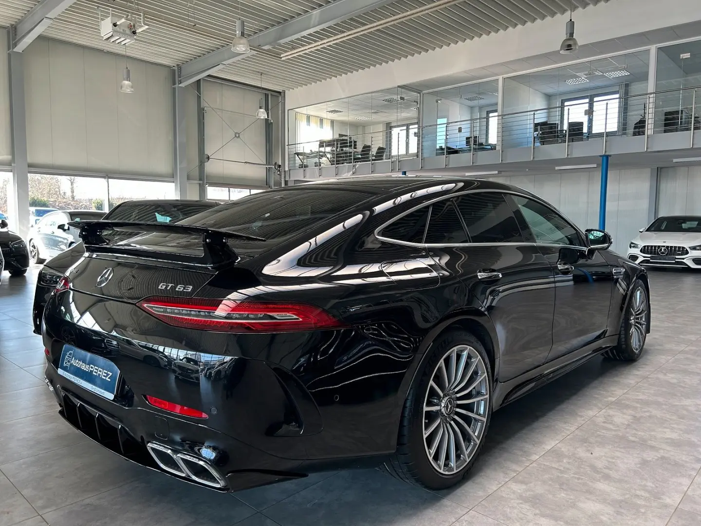 AMG GT 63 4M+ AMG AERODYNAMIK-ABGAS-NP: 197.439