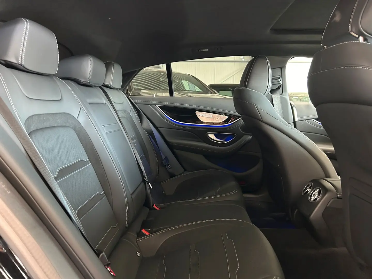 AMG GT 63 4M+ AMG AERODYNAMIK-ABGAS-NP: 197.439