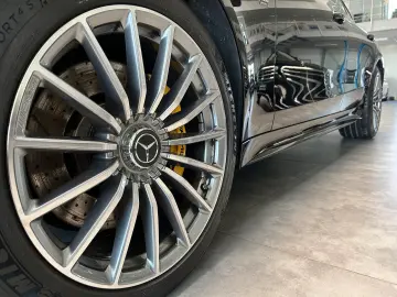 AMG GT 63 4M+ AMG AERODYNAMIK-ABGAS-NP: 197.439