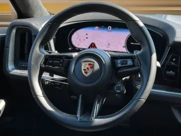 Cayenne S Coupé Allrad E-Hybrid PANO KAMERA PDC