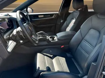 Cayenne S Coupé Allrad E-Hybrid PANO KAMERA PDC