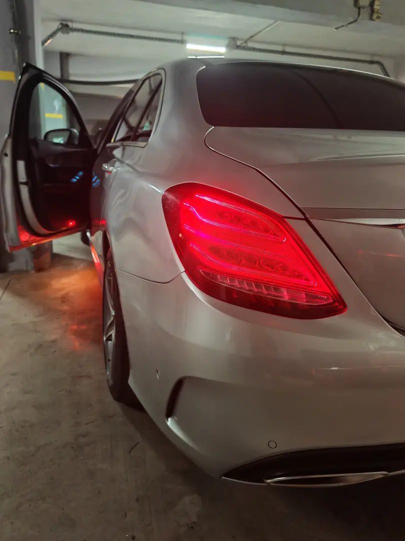 Mercedes-Benz C 400