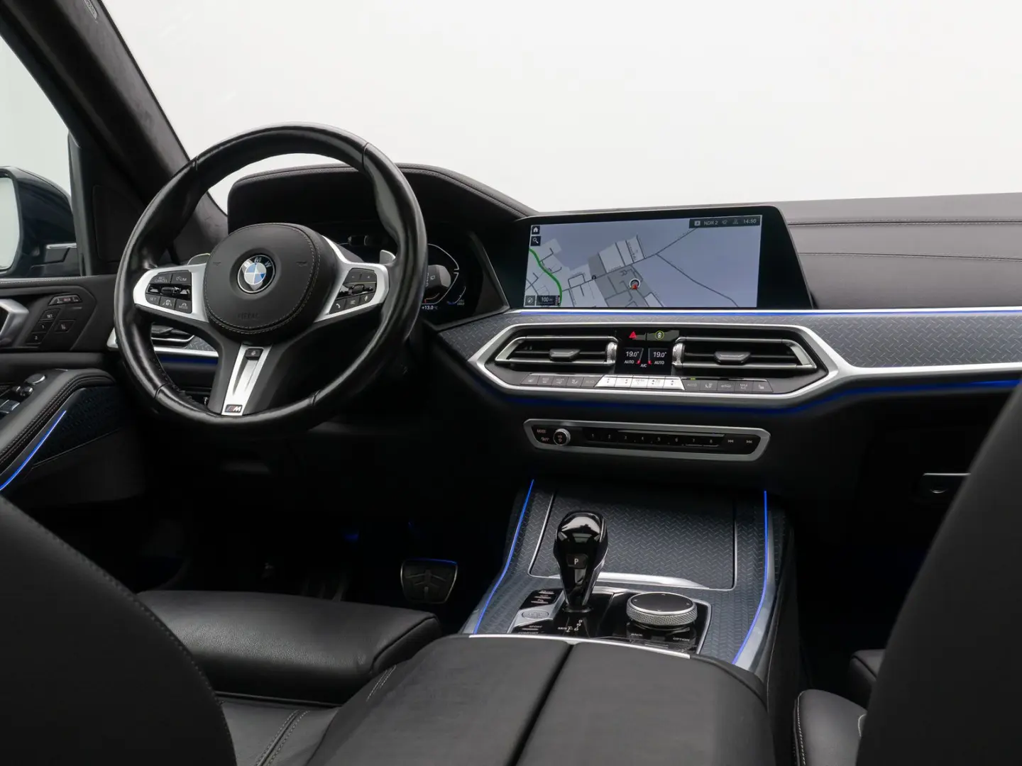 X7 xD40d M Sport Panorama 360°Laser HUD SoftClos