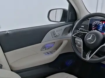 GLE 450 d 4M AMG+PANO+DIST+AIR+HUD+21