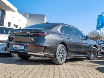750e xDrive Integral DA Prof. PA Prof. HuD Multi