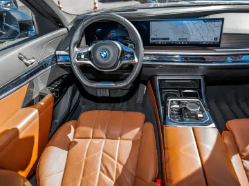 750e xDrive Integral DA Prof. PA Prof. HuD Multi