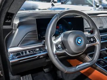 750e xDrive Integral DA Prof. PA Prof. HuD Multi