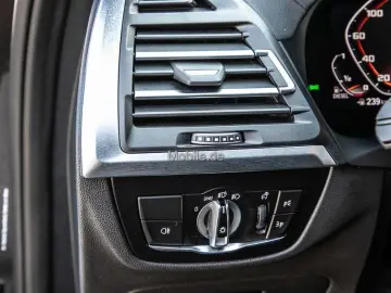 X4 M40d Autom Navi LED Klima H/K RFK DAB 20