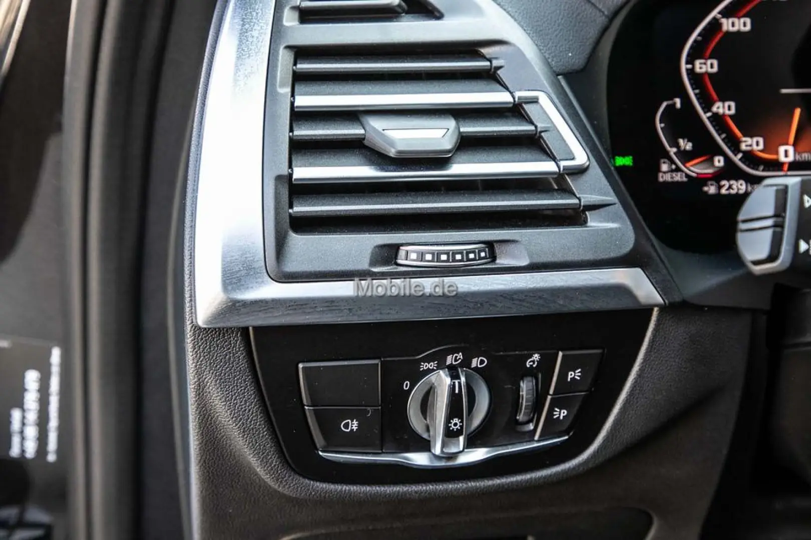 X4 M40d Autom Navi LED Klima H/K RFK DAB 20