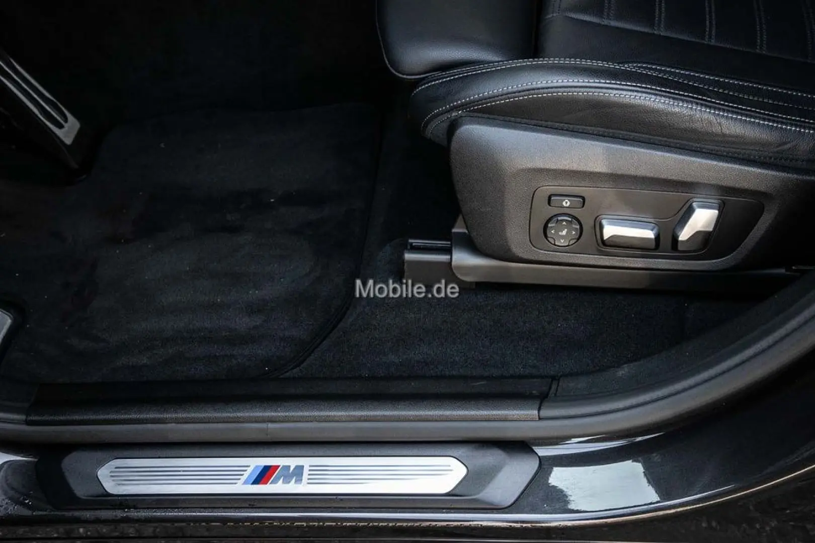 X4 M40d Autom Navi LED Klima H/K RFK DAB 20