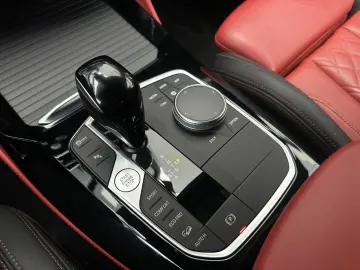X4 M40i AdapLED PA RFK HiFi DAB Shz 21