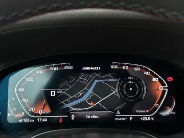 X4 M40i AdapLED PA RFK HiFi DAB Shz 21