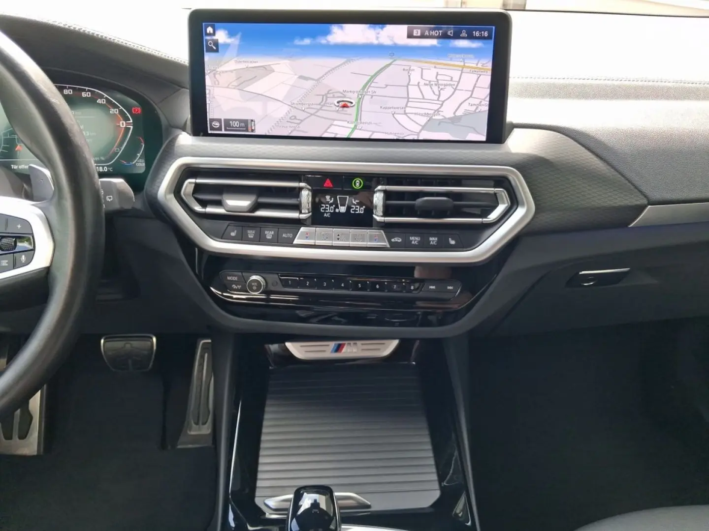 X3 M40d LED Navi HUD DrivAs ParkAs HiFi SHZ