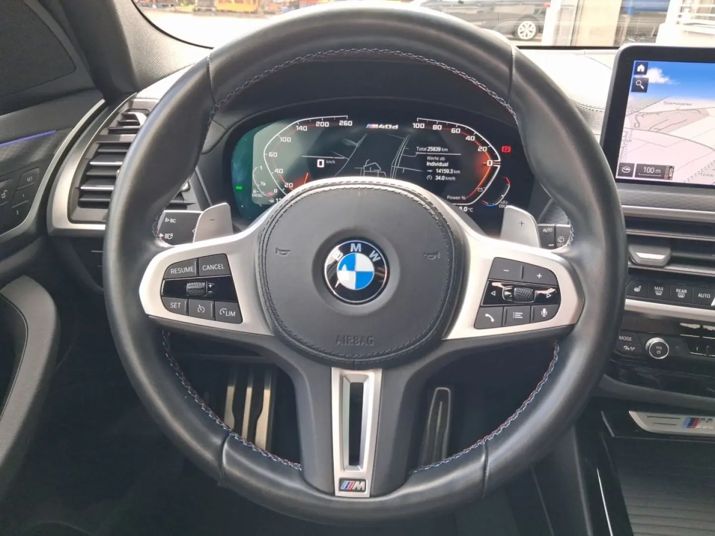X3 M40d LED Navi HUD DrivAs ParkAs HiFi SHZ