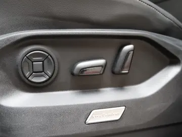 Touareg 3.0 V6 TDI R-Line 4Motion 170 kW (231...