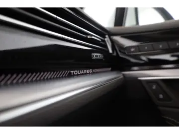 Touareg 3.0 TDI V6 4Motion Elegance P-Dach/Leder