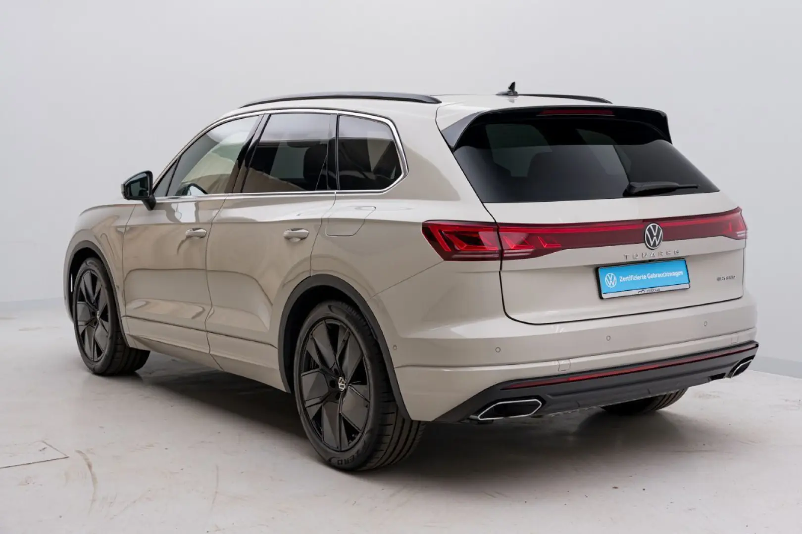 Touareg 3.0 V6 TSI eHybrid Leasing 729€ o. Anzah