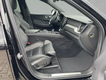 XC60 T6 AWD R-Design+Standheizung+Harman Kardon
