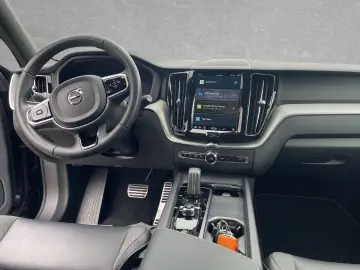 XC60 T6 AWD R-Design+Standheizung+Harman Kardon