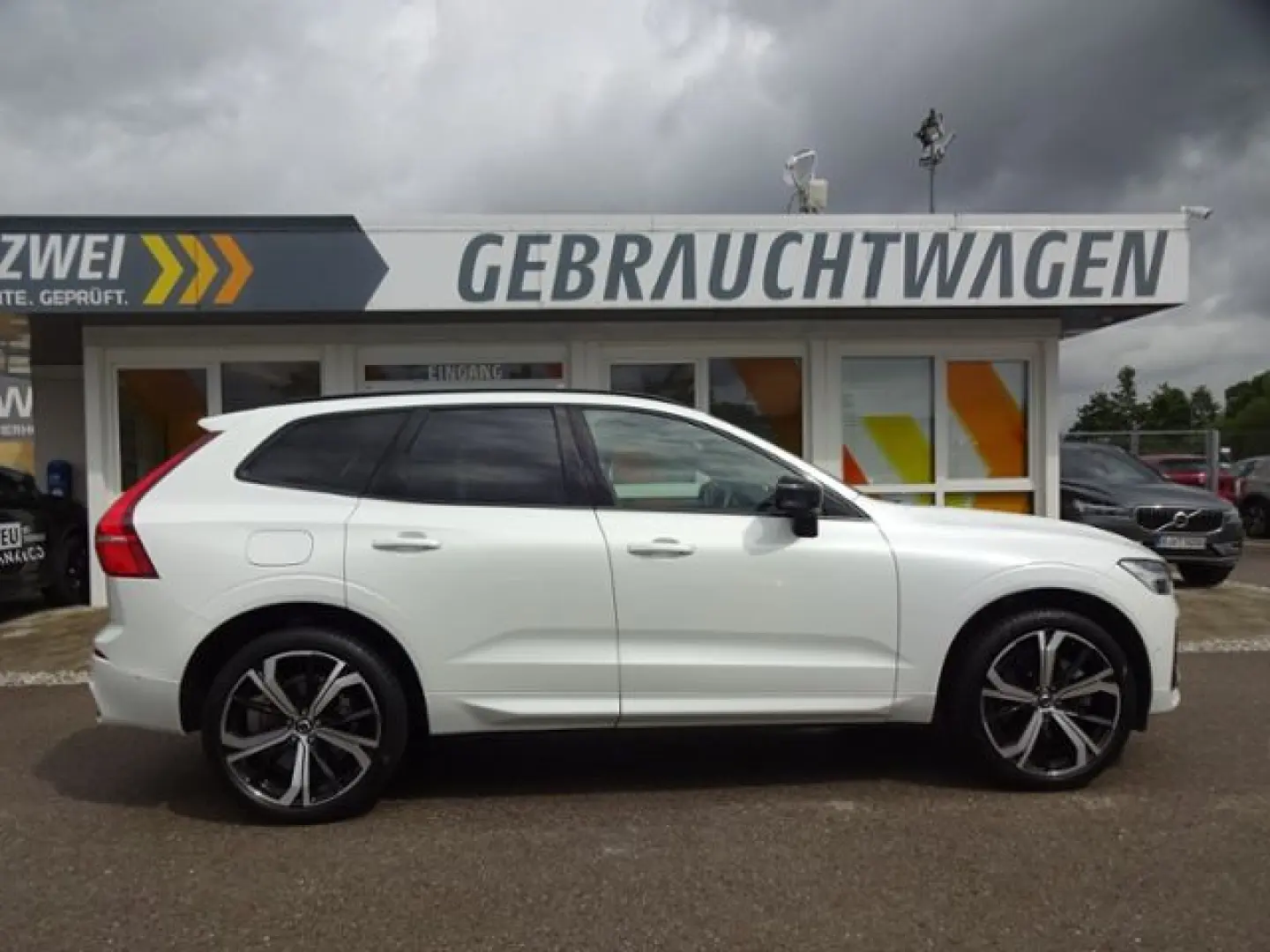 XC60 B4 R Design ACC HUD 360° Pano Google 21