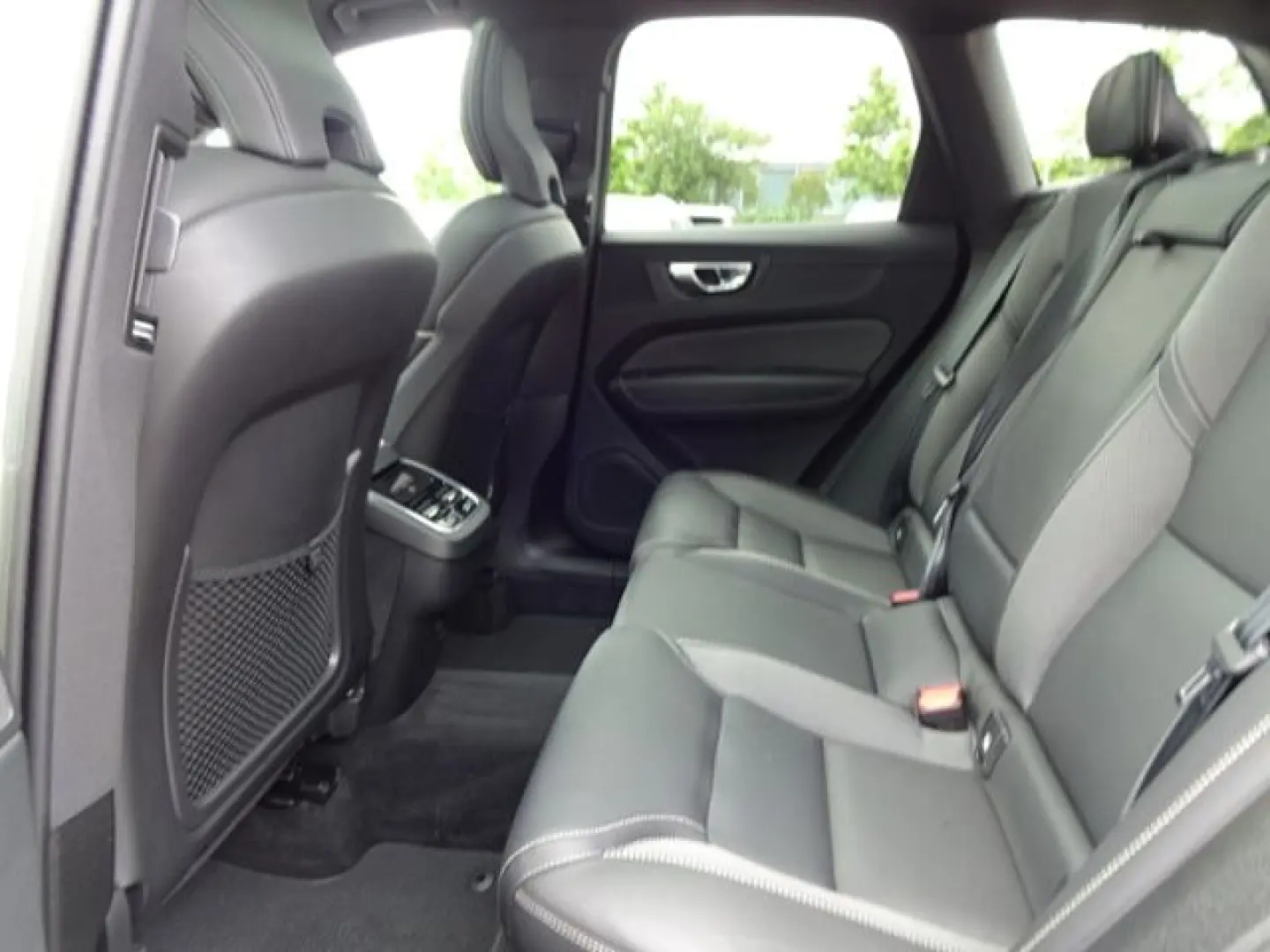 XC60 B4 R Design ACC HUD 360° Pano Google 21