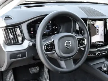 XC60 Ultimate Dark AWD B4 Diesel EU6d Allrad HUD