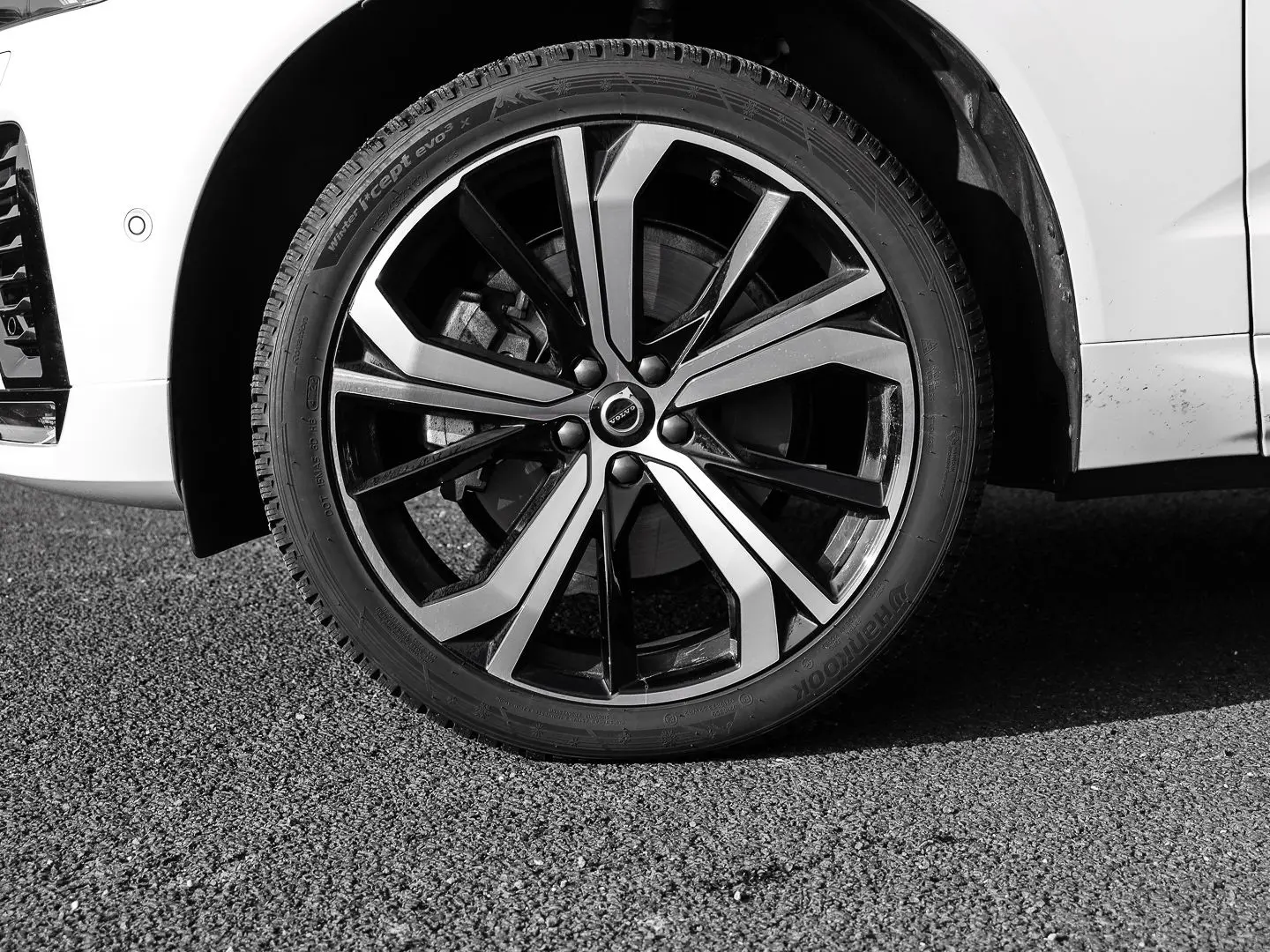 XC60 Ultimate Dark AWD B4 Diesel EU6d Allrad HUD