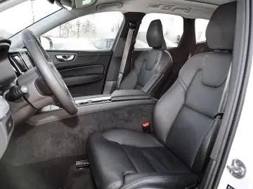 XC60 Ultimate Dark AWD B4 Diesel EU6d Allrad HUD