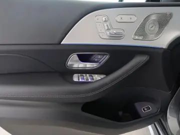 GLE 450 d 4M AMG+NIGHT+AIRMATIC+AHK+PANO+DISTR++