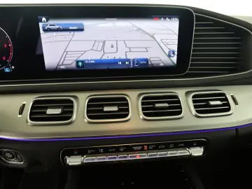 GLE 450 d 4M AMG+NIGHT+AIRMATIC+AHK+PANO+DISTR++