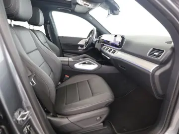GLE 450 d 4M AMG+NIGHT+AIRMATIC+AHK+PANO+DISTR++