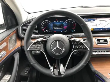 GLE 450 d 4matic AMG **Distronic+AHK+360°+Pano