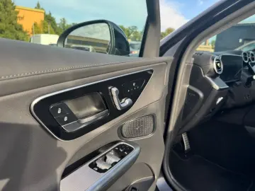 GLC 300 de 4Matic AMG 360* Pano 1.Hand