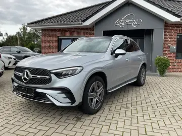 GLC 300 e 4M AMG AHK Panorma Distronik