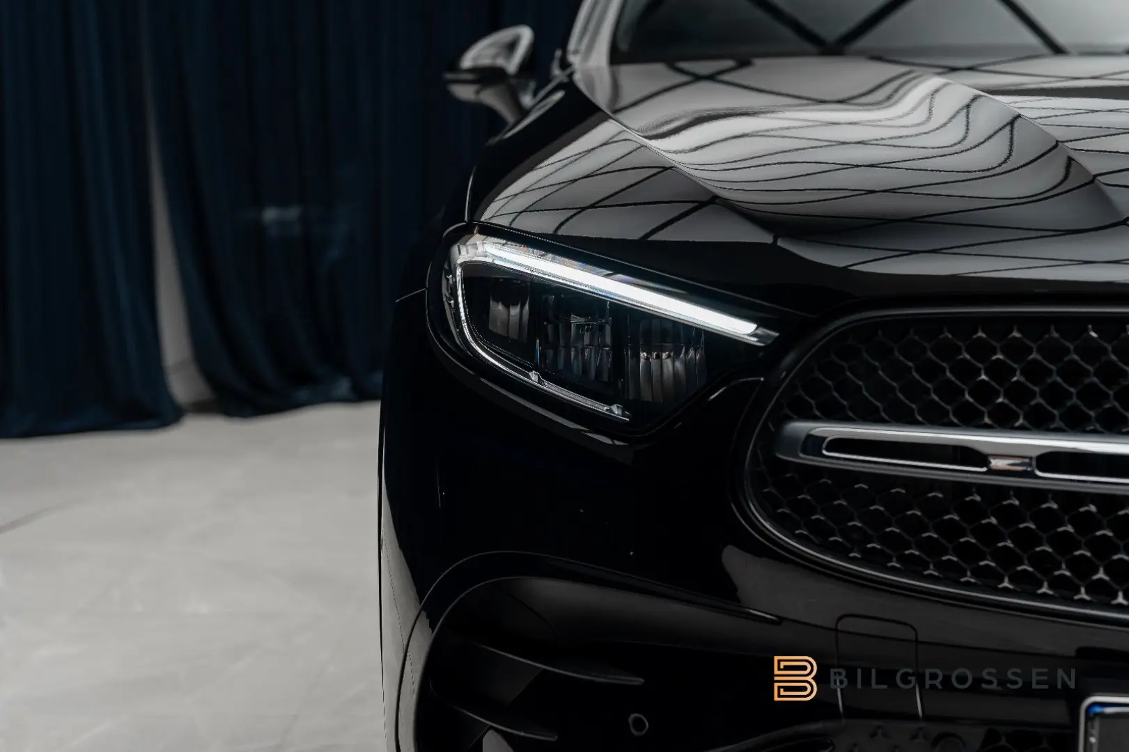 GLC 300 e 4Matic AMG Pano Burmester Memory Tow