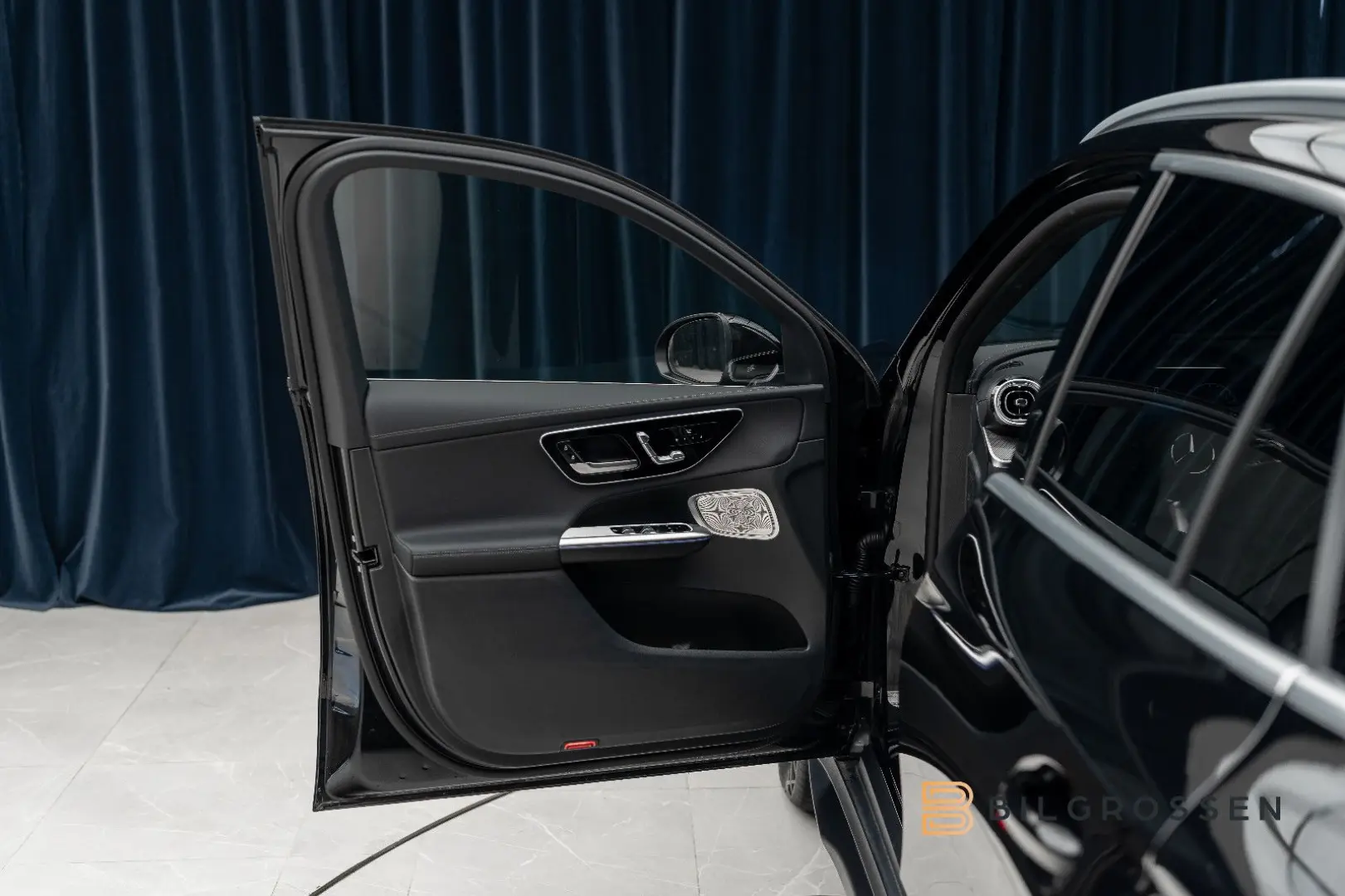 GLC 300 e 4Matic AMG Pano Burmester Memory Tow