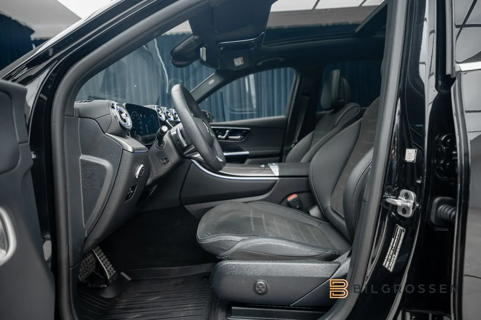 GLC 300 e 4Matic AMG Pano Burmester Memory Tow
