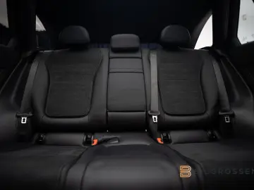 GLC 300 e 4Matic AMG Pano Burmester Memory Tow