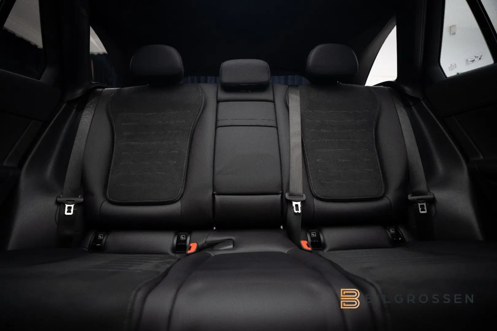 GLC 300 e 4Matic AMG Pano Burmester Memory Tow