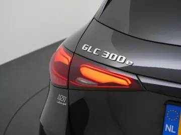 GLC 300 300e 4MATIC AMG Line panorama dach wegkl