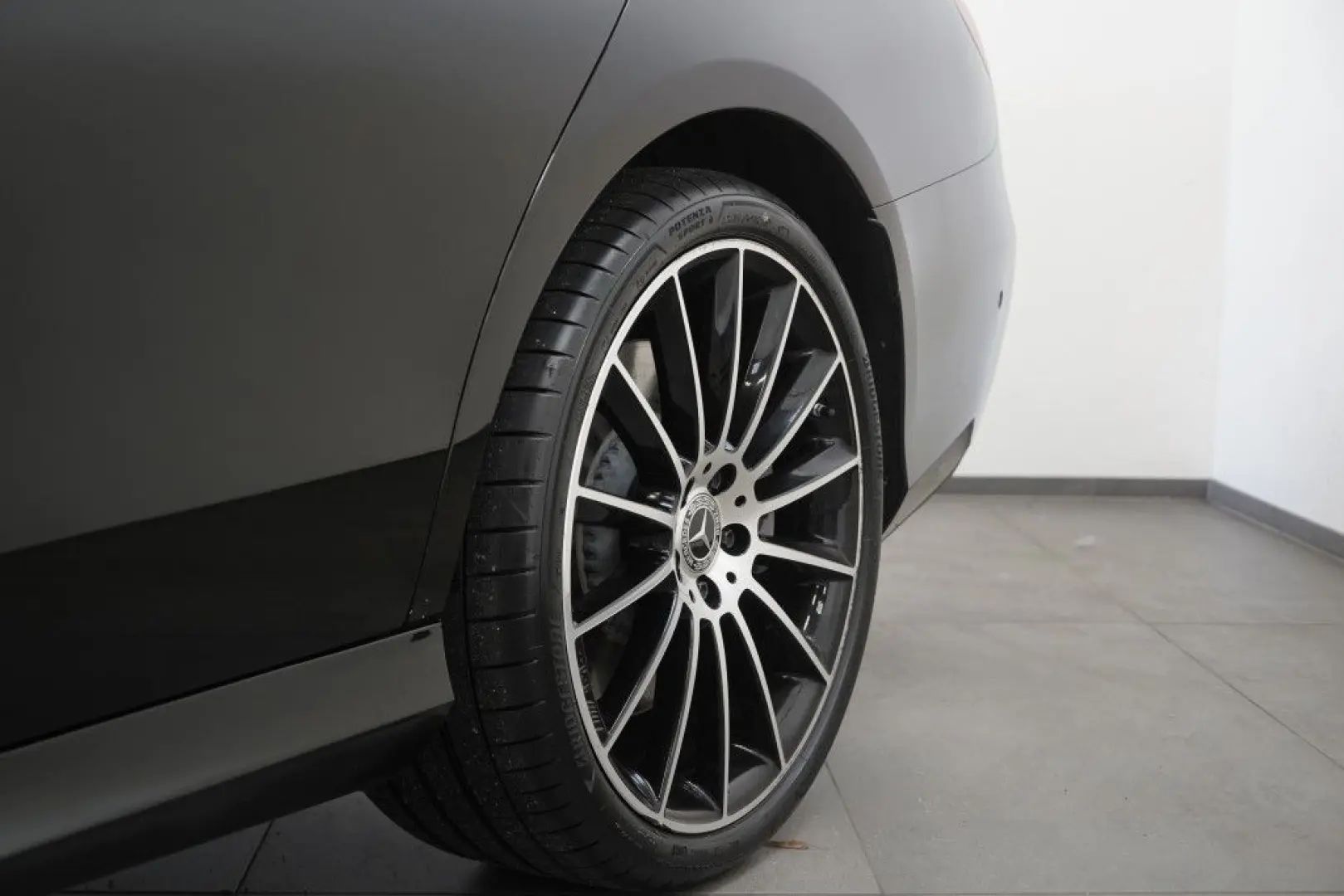 E 450 4M AMG Line *1.H *20 *Pano *Wide *Night
