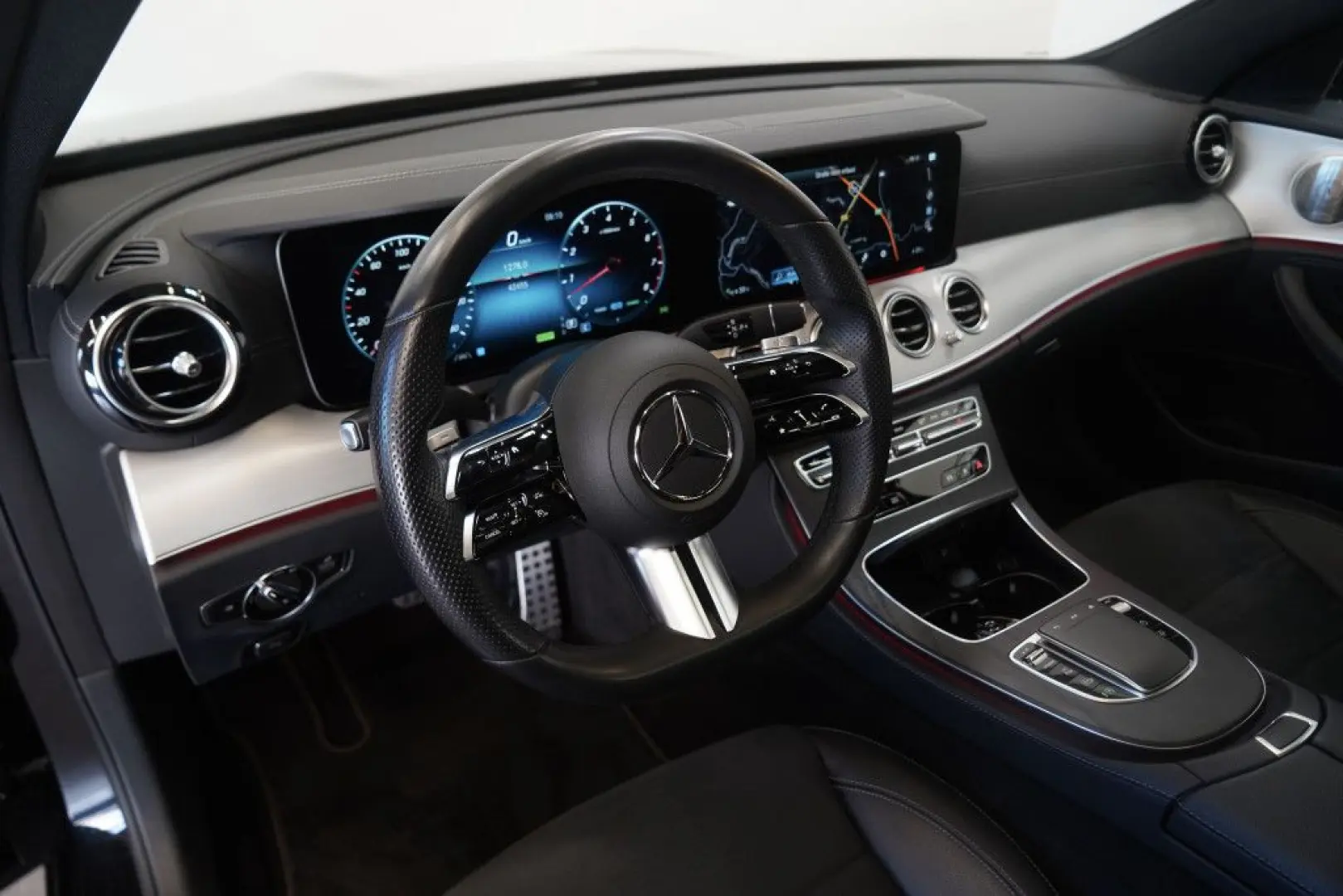 E 450 4M AMG Line *1.H *20 *Pano *Wide *Night