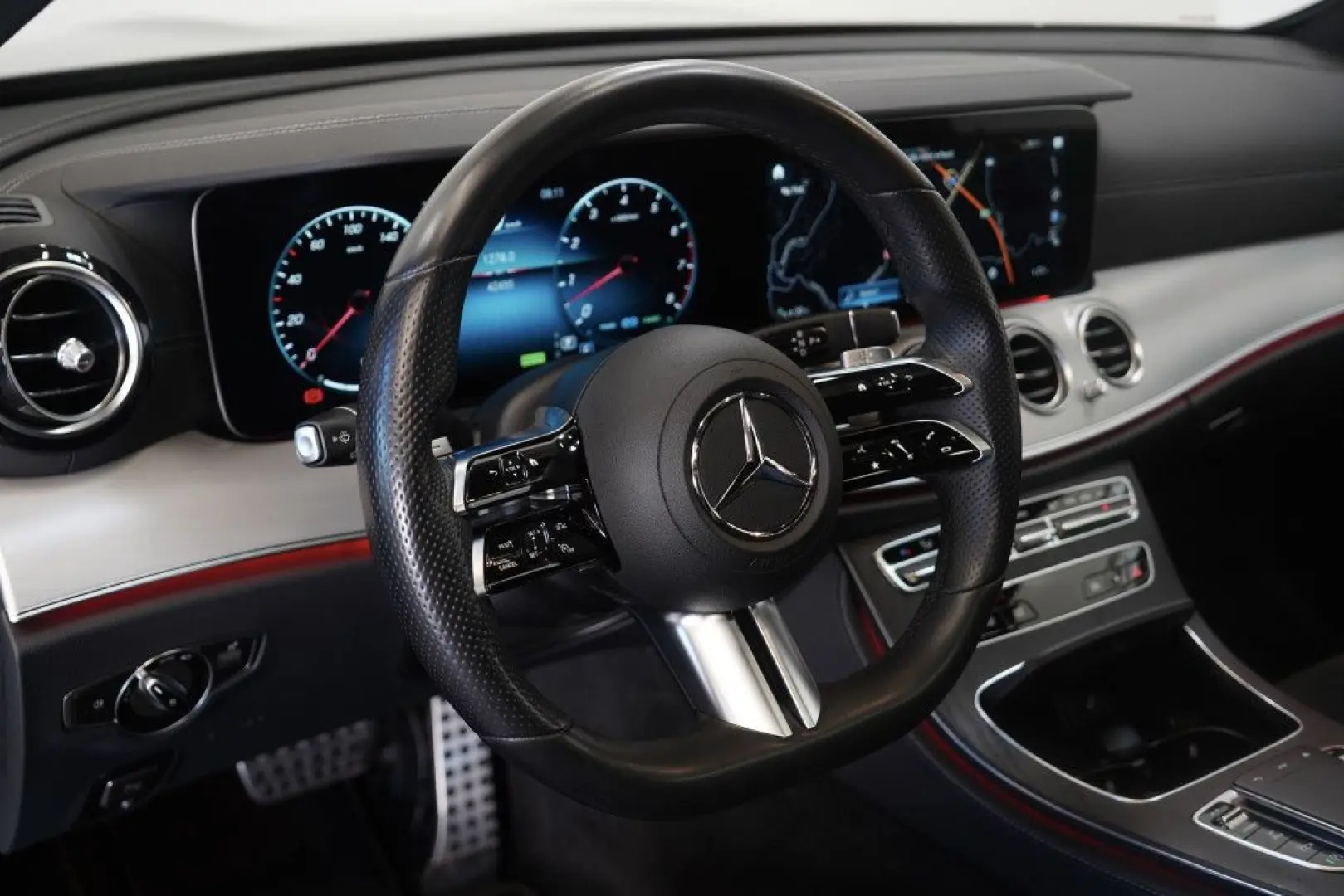 E 450 4M AMG Line *1.H *20 *Pano *Wide *Night