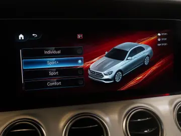 E 450 4M AMG Line *1.H *20 *Pano *Wide *Night