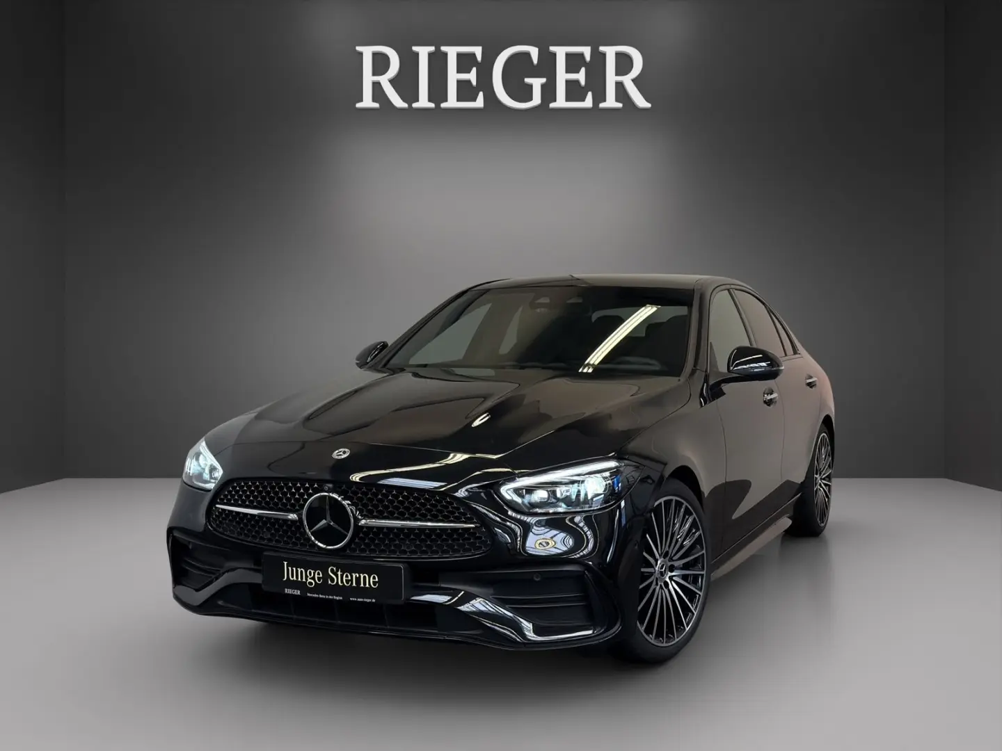 C 220 d AMG 4M Pano*HUD*NIGHT*AHK*Keyless*19