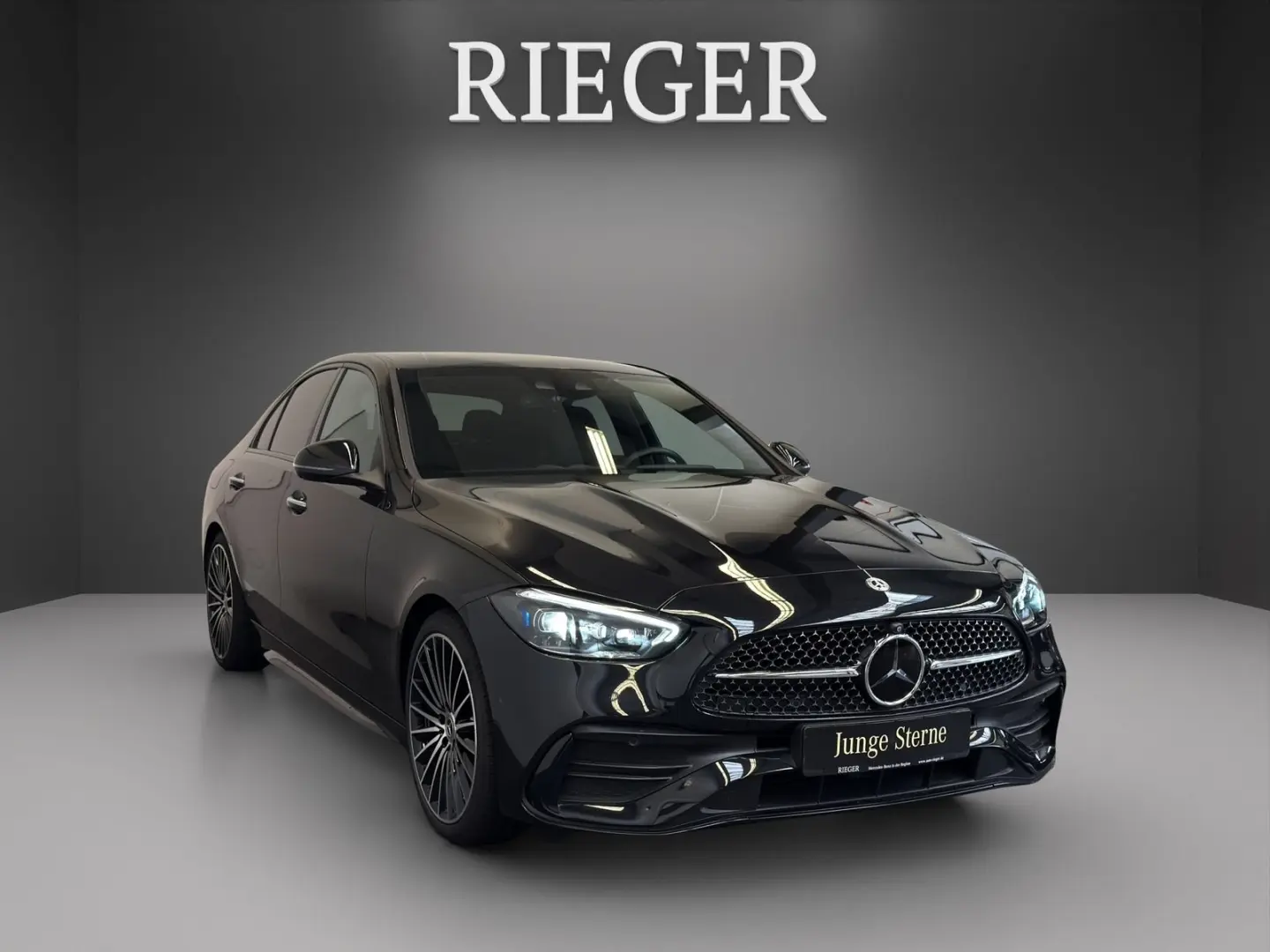C 220 d AMG 4M Pano*HUD*NIGHT*AHK*Keyless*19